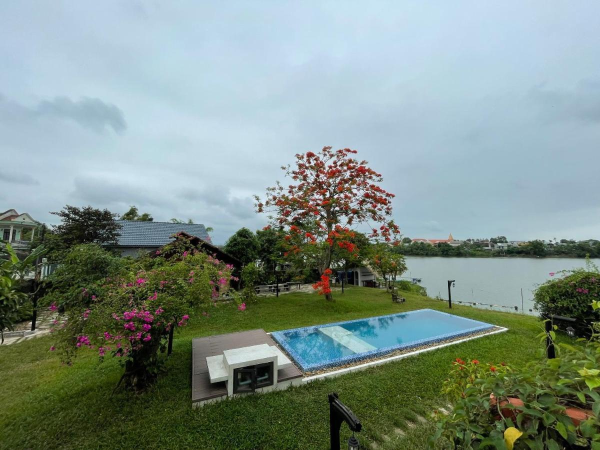 La Y Riverview Hue Exterior foto