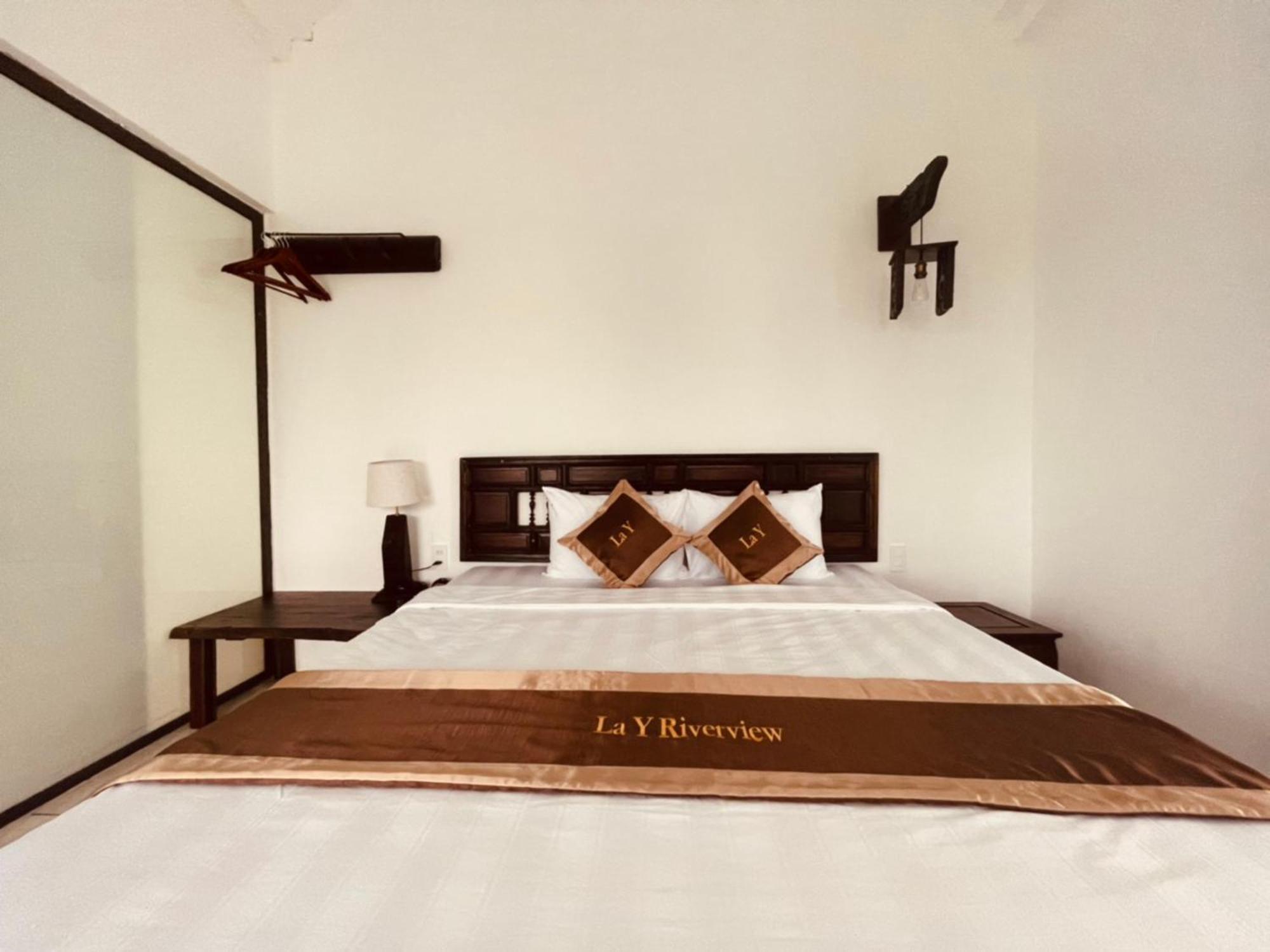 La Y Riverview Hue Exterior foto