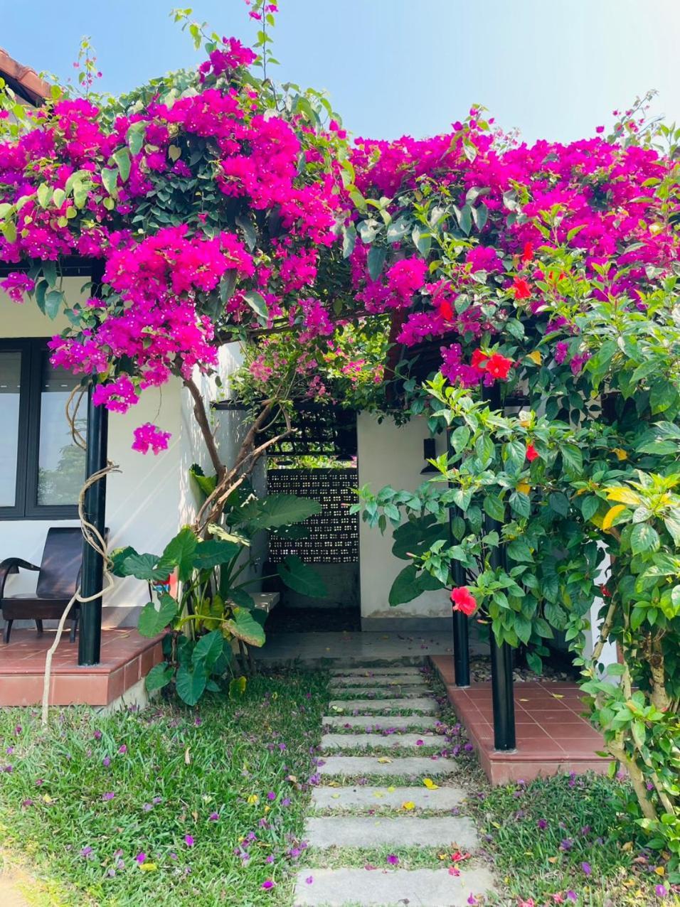 La Y Riverview Hue Exterior foto