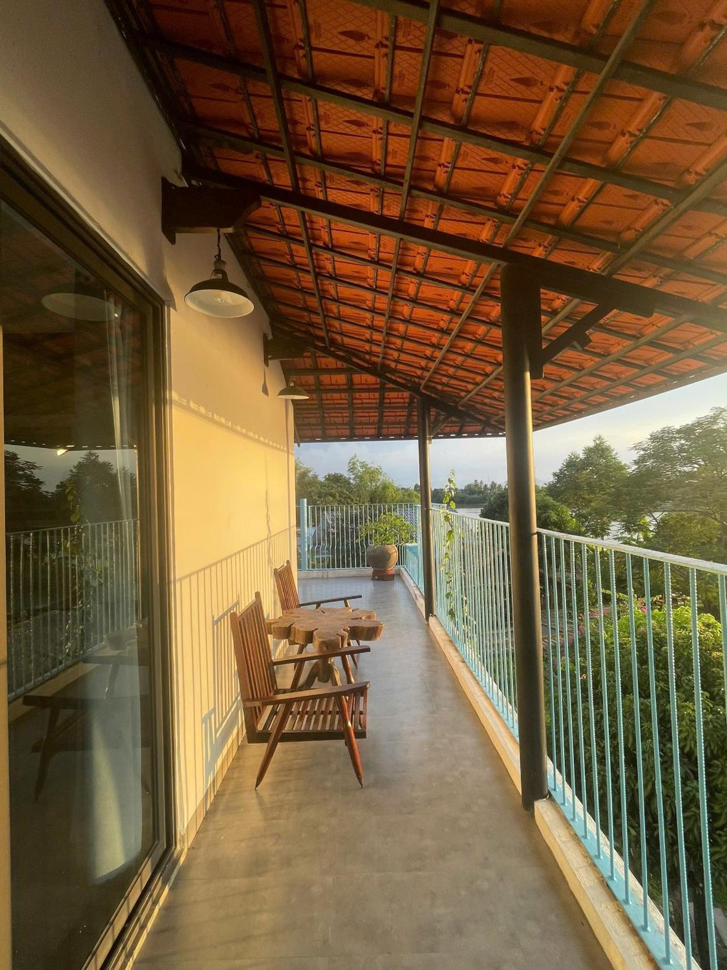 La Y Riverview Hue Exterior foto